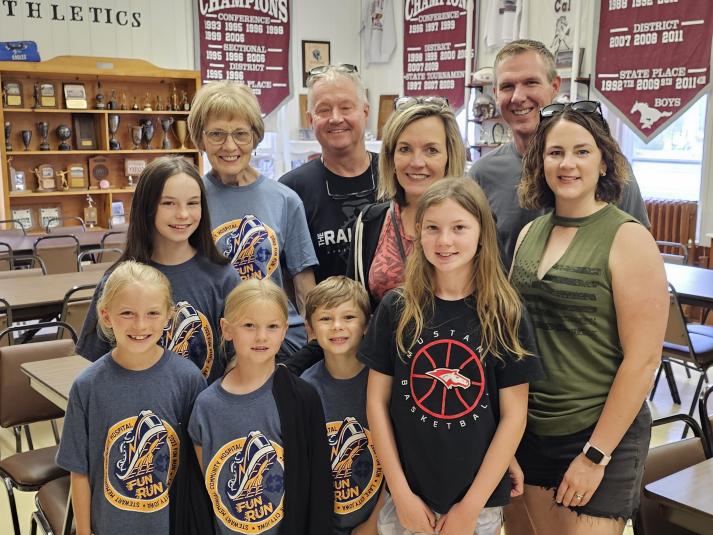 Calhoun County Phoenix - Staff Photo - Create Article