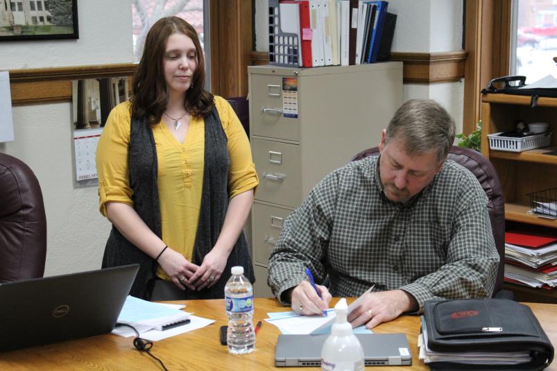 Calhoun County Phoenix - Staff Photo - Create Article